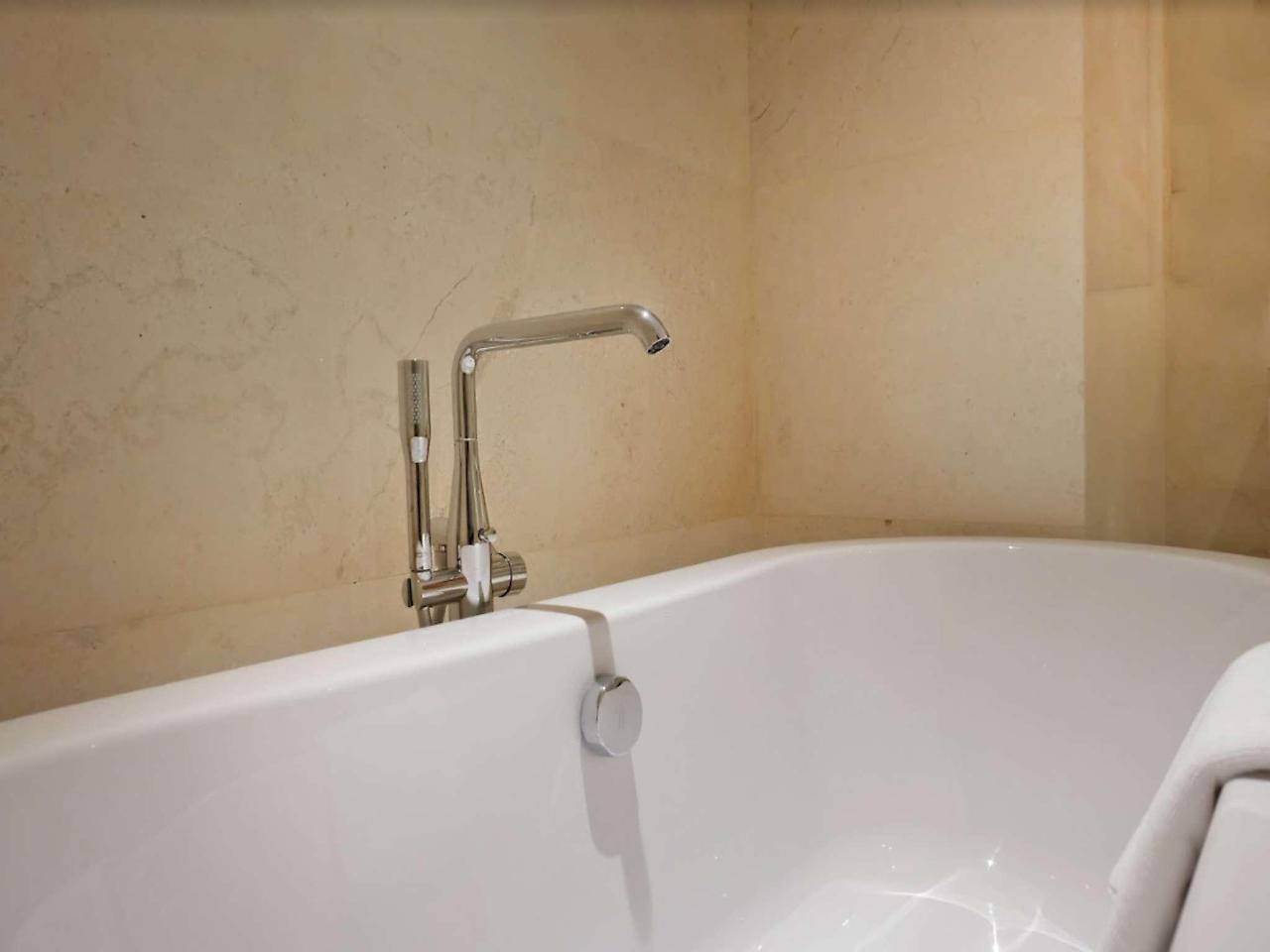 Goodrich Suites, Jakarta Extérieur photo